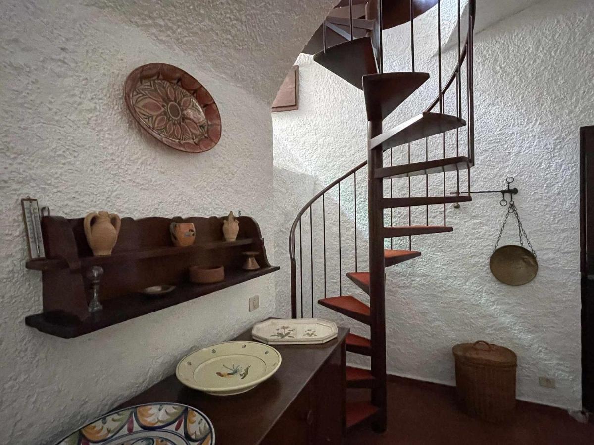 Il Convento Ancient Apartment With Private Garden Bellagio Esterno foto
